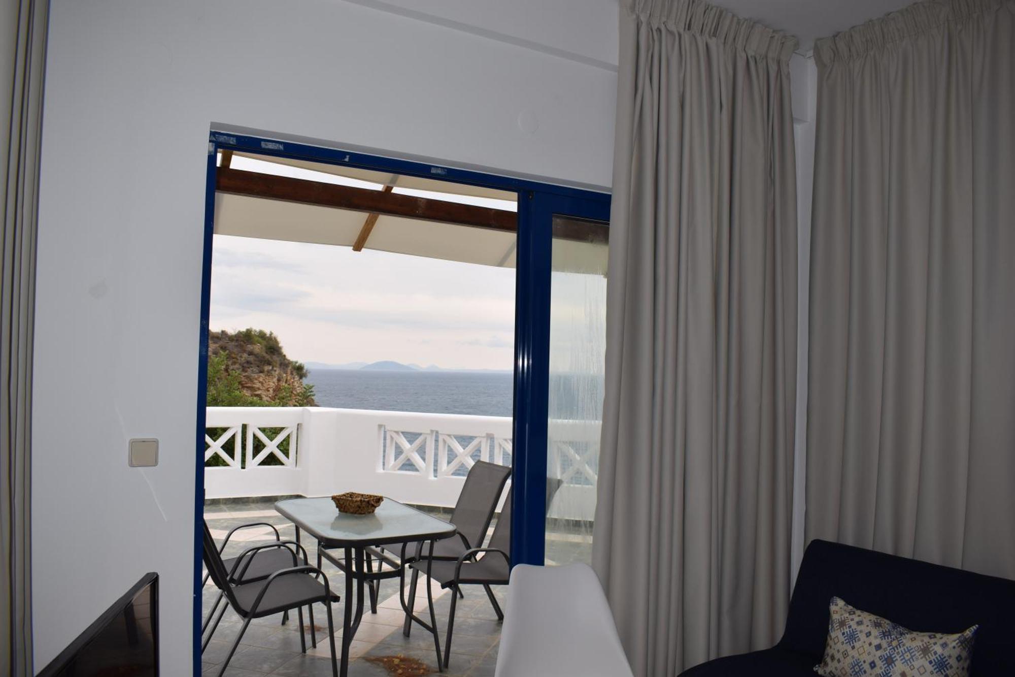 Muses Seaside Villas Parálion Ástros Exteriér fotografie