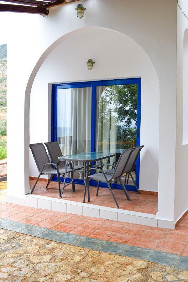 Muses Seaside Villas Parálion Ástros Exteriér fotografie
